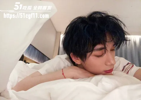 时代少年团丁程鑫恋爱期间劈腿04 时代少年团丁程鑫恋爱期间劈腿04