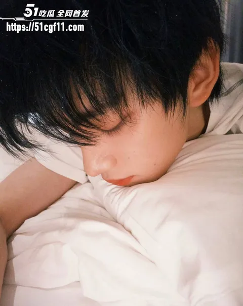 时代少年团丁程鑫恋爱期间劈腿05 时代少年团丁程鑫恋爱期间劈腿05