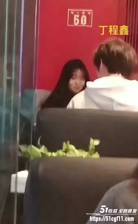 时代少年团丁程鑫恋爱期间劈腿015 时代少年团丁程鑫恋爱期间劈腿015