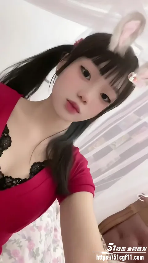 高颜值精神小妹自慰视频01 高颜值精神小妹自慰视频01